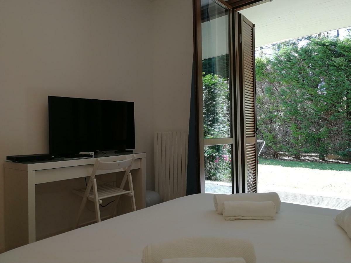 Monticello Golf Townhouse Apartman Cassina Rizzardi Kültér fotó