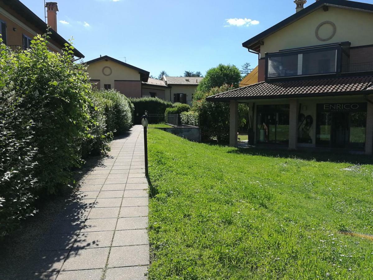 Monticello Golf Townhouse Apartman Cassina Rizzardi Kültér fotó